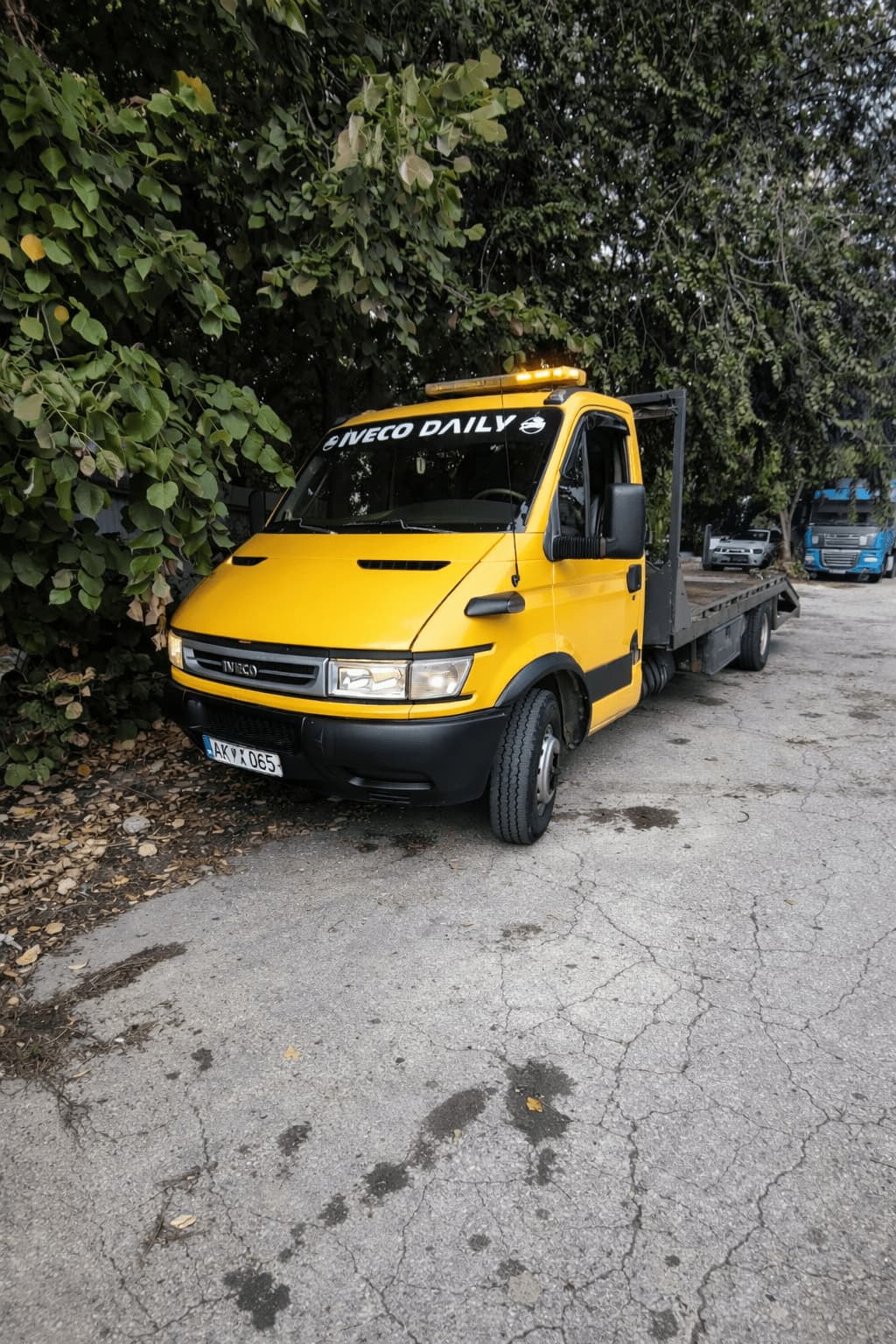 Evacuator auto după accident în Chișinău